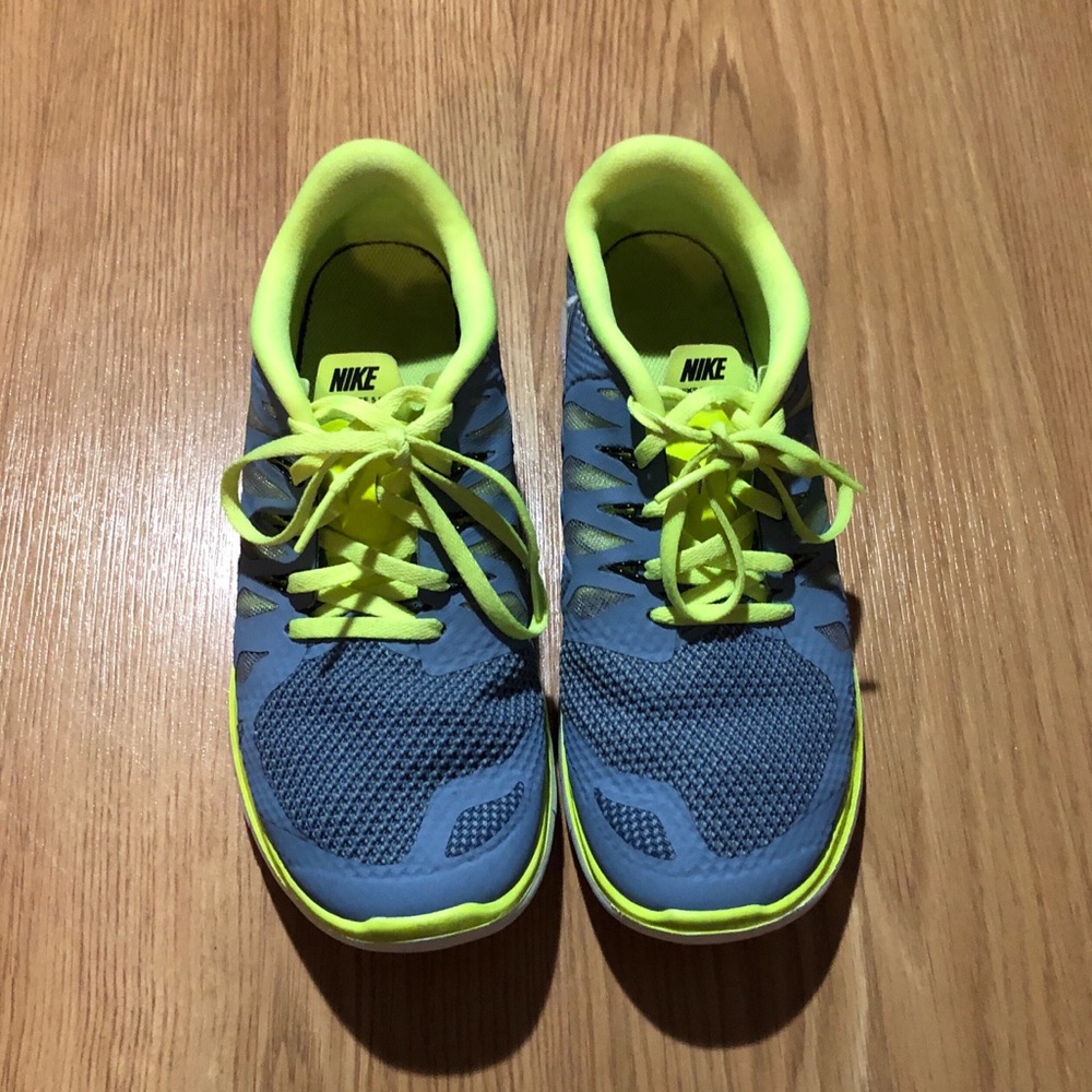 Women Nike Sneakers - Used